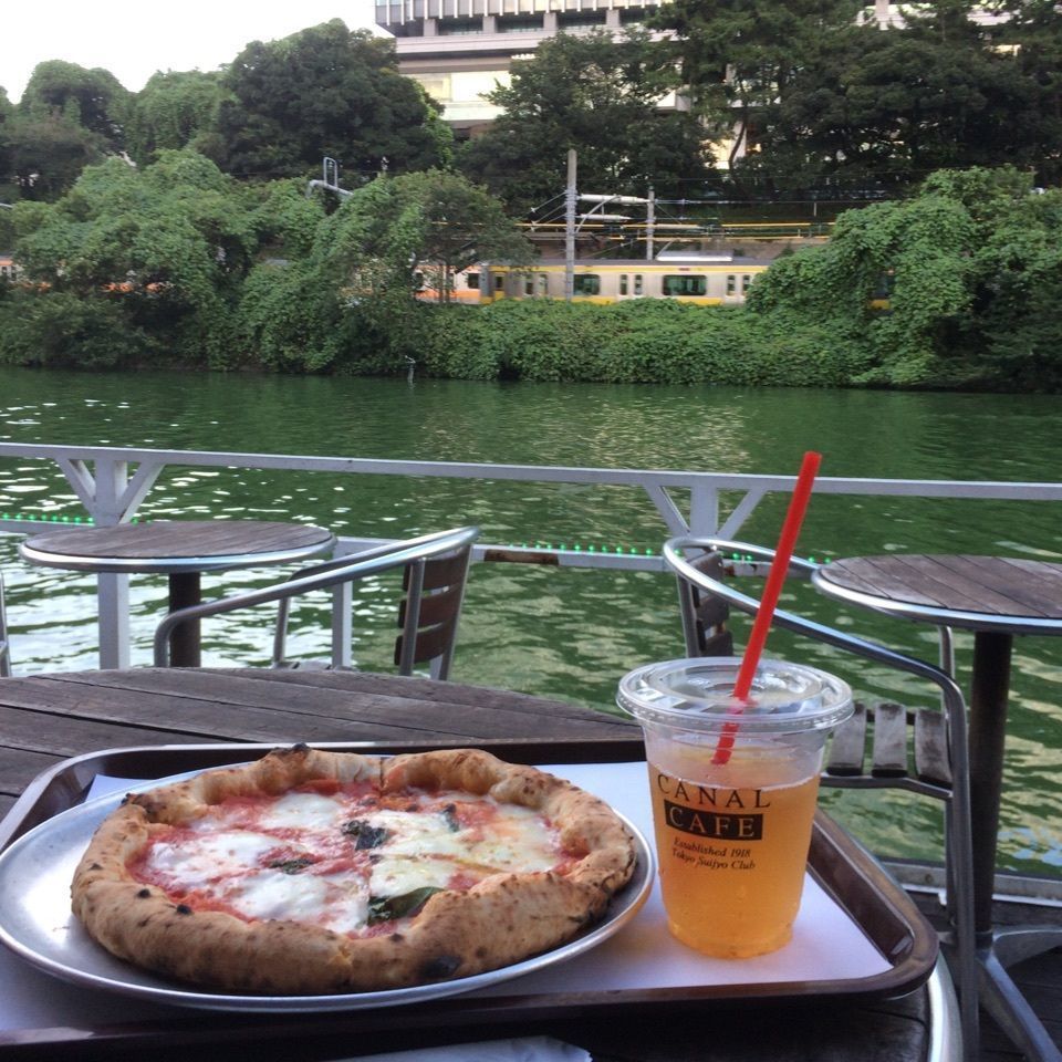 #眺めの良いCAFE #飯田橋のカフェ #電車が見えるカフェ