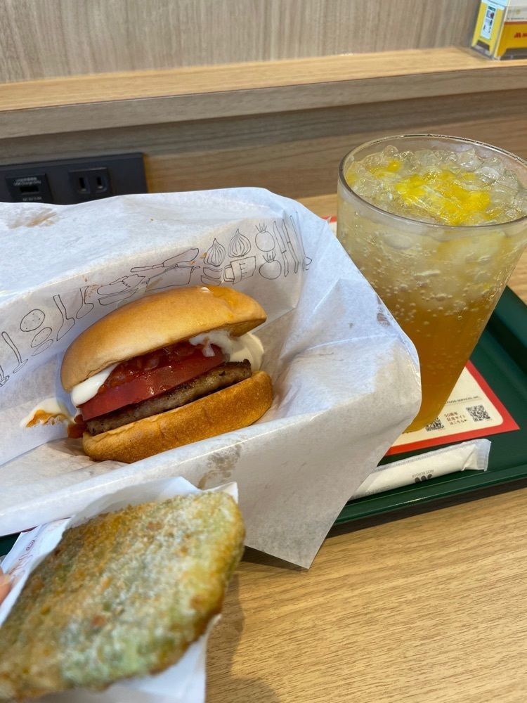 titi_lucky_88bbさんが投稿したモスバーガー 久喜インター店に関する口コミの画像