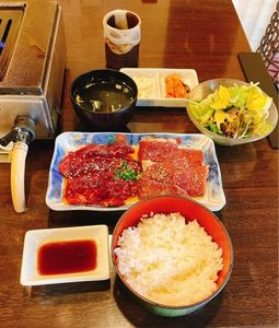 牛の蔵元 うえはら 1枚目