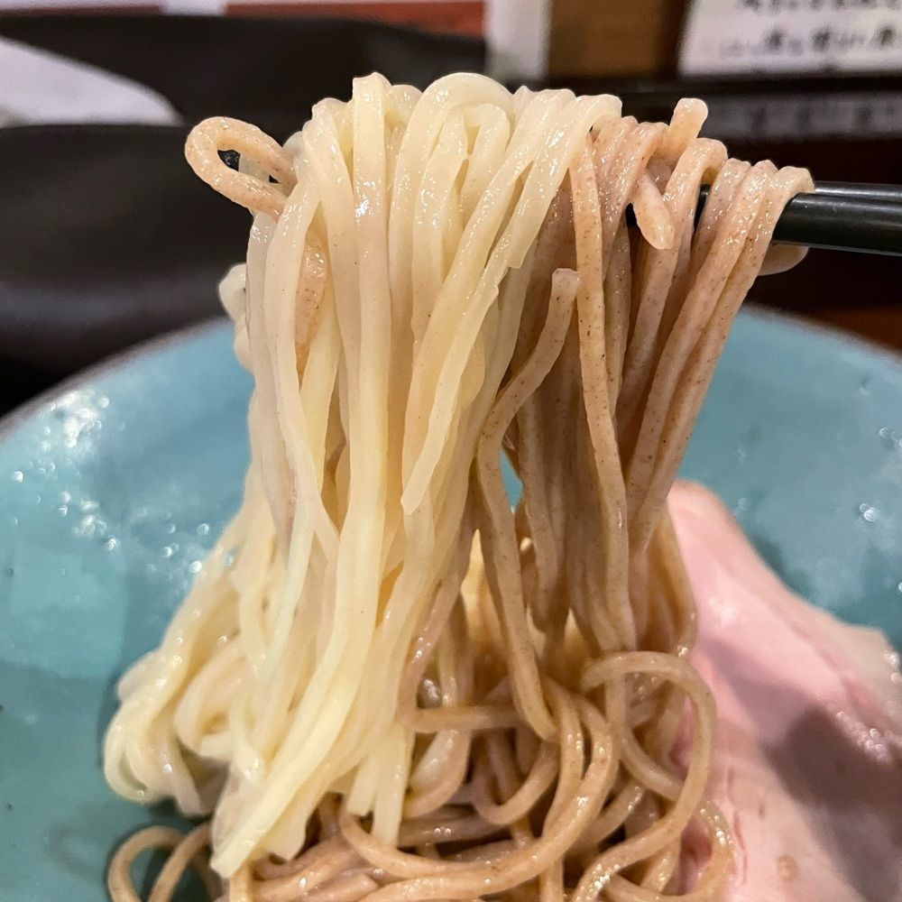 えつごさんが投稿したいかれたヌードル フィッシュトンズ（いかれたNOODLE Fishtons）に関する口コミの画像