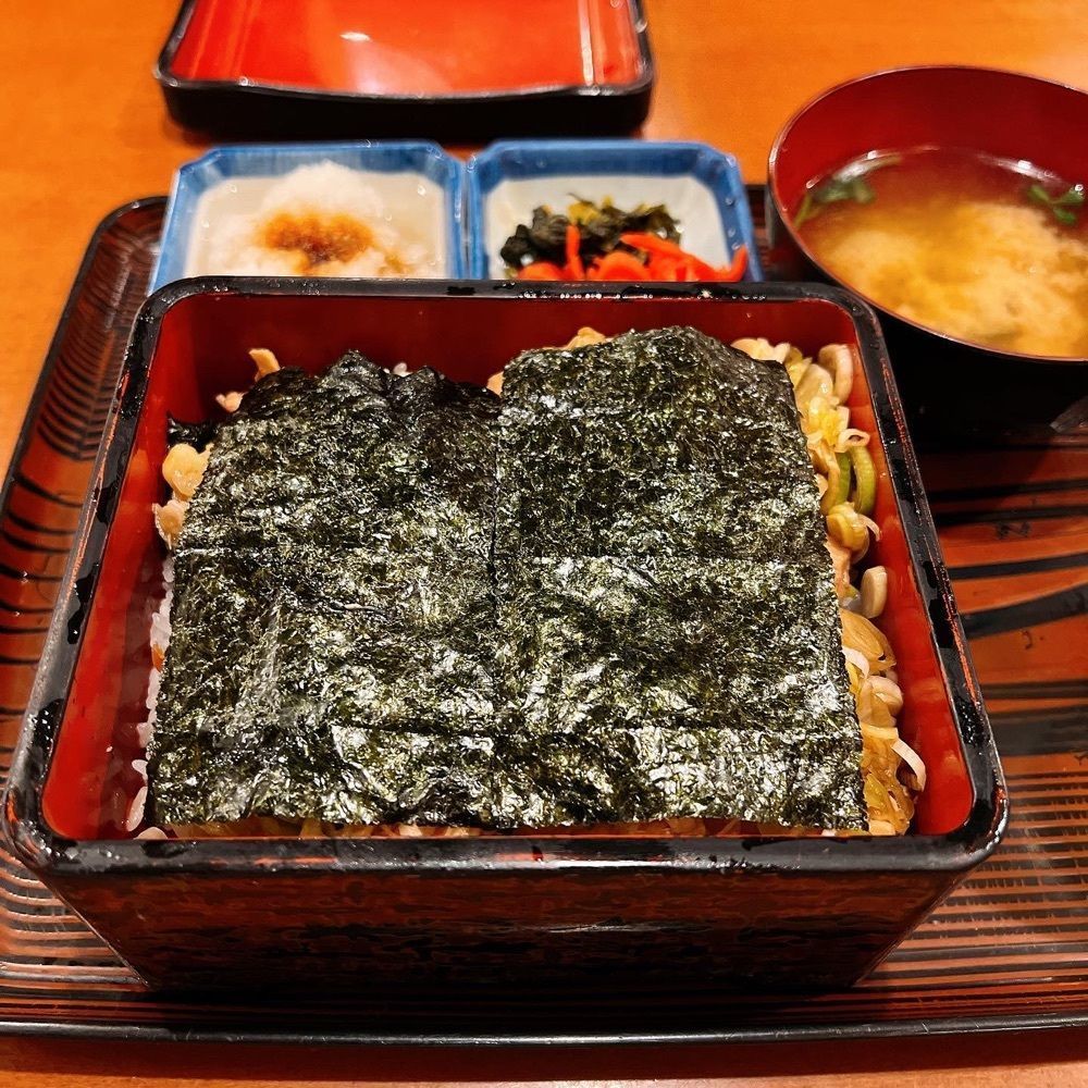 ヤジメシ　ボリューム満点東京グルメさんが投稿した焼き鳥つくね 西新橋本店に関する口コミの画像