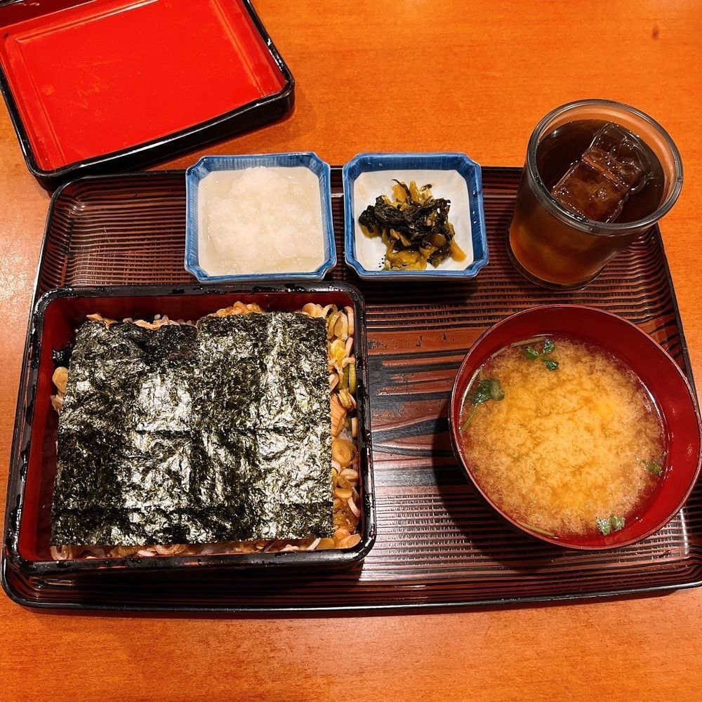 ヤジメシ　ボリューム満点東京グルメさんが投稿した焼き鳥つくね 西新橋本店に関する口コミの画像