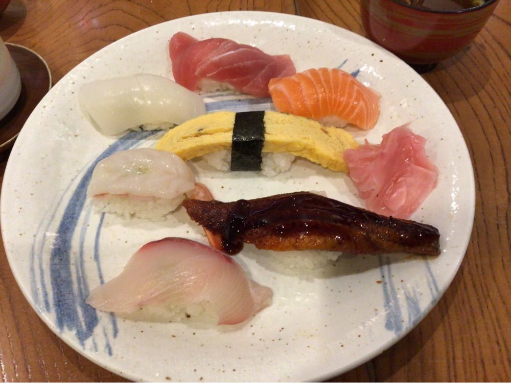 shin-emonさんさんが投稿した元祖ぶっち切り寿司 魚心 南 難波店（うおしん）に関する口コミの画像
