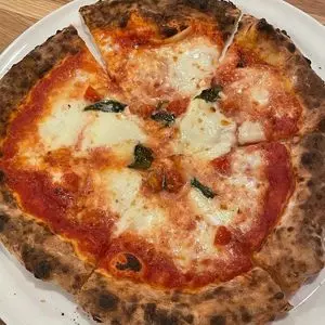 ピッツェリア デ ナプレ（PIZZERIA　DE　NAPULE） 3枚目