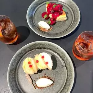 FRUiT 阪神梅田店（フルーツ）