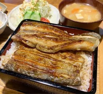 居方食堂（いかたしょくどう）