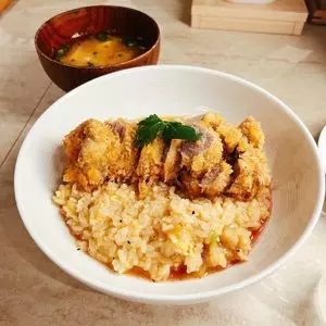 つかんと