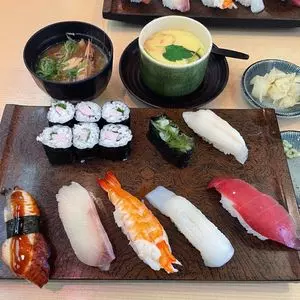 にぎりの徳兵衛 黒川店