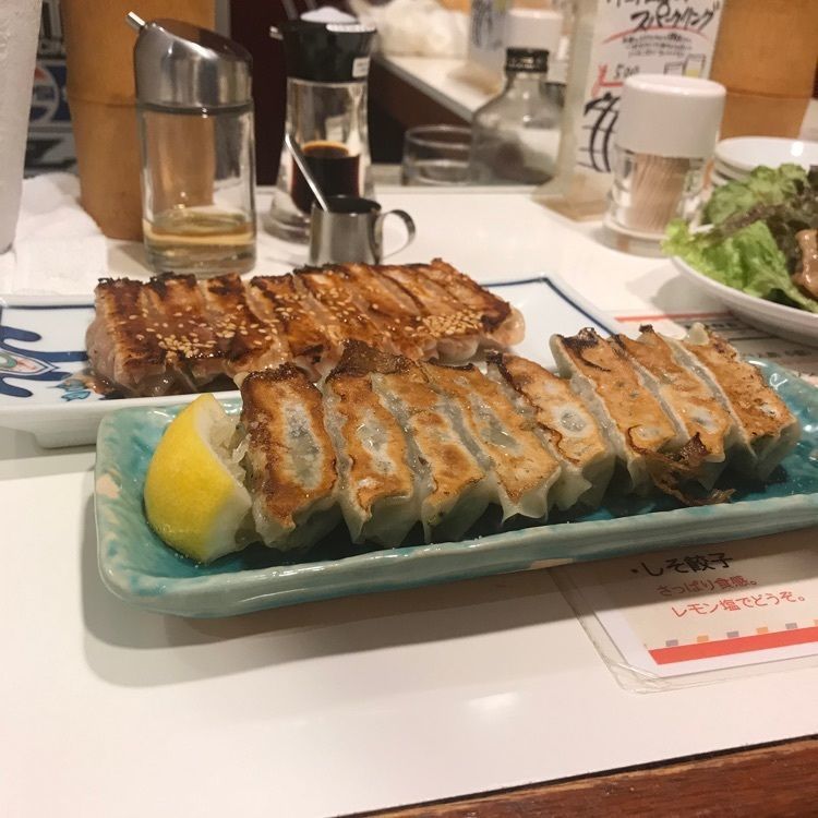ラリホーさんが投稿した餃子バール 志方（ギョウザバール シカタ）に関する口コミの画像