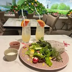 FLOWER WALL MONE（フラワーウォール モネ）