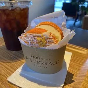 参道テラス