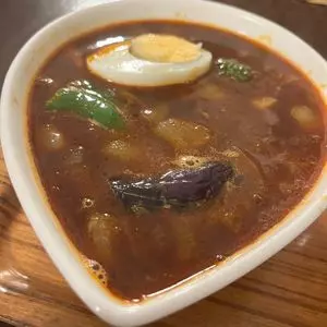 スープカレー屋 鴻 神田駿河台店（スープカレーヤ オオドリー）