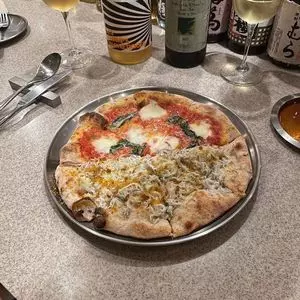 CRAZY PIZZA 神楽坂