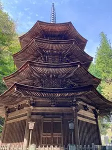 安楽寺八角三重塔