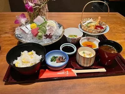 福亭（ふくてい）