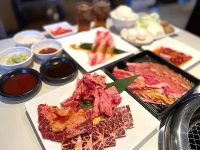 焼肉じゅうじゅうカルビ 沢良宜駅前店