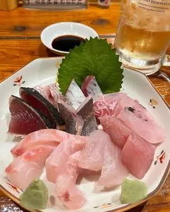 つきよし