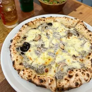 Pizza R