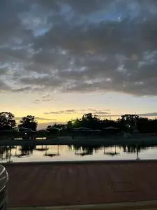 王仁公園プール