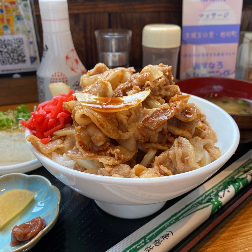 焼肉 まるきん 岩村店