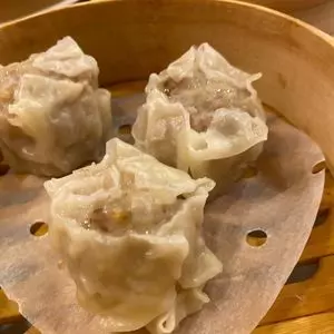 24時間 餃子酒場 伊勢佐木町店