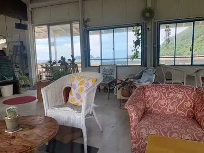 アラモアナサンセットカフェ（ALA MOANA SUNSET CAFE）