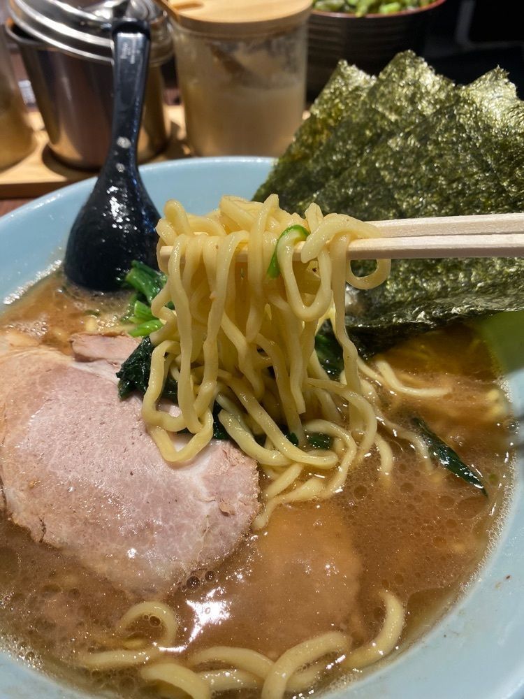 タマキチグルメさんが投稿した横浜家系らーめん侍 渋谷本店に関する口コミの画像