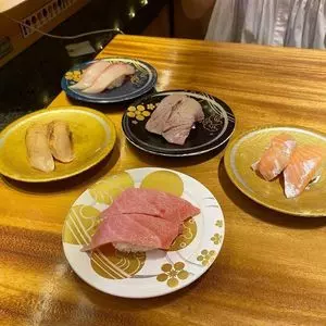 もりもり寿し 金沢駅前店（もりもりずし）