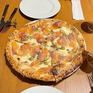 ピッツェリア トラットリア ダ オカピート（Pizzeria Trattoria da Okapito）