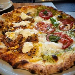 GOOD CHEESE GOOD PIZZA 日比谷