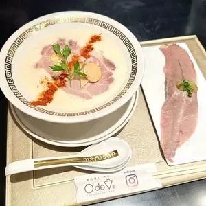 鯛白湯らーめん ○de▽（マルデサンカク）