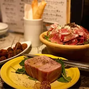 名駅WINE明智商店