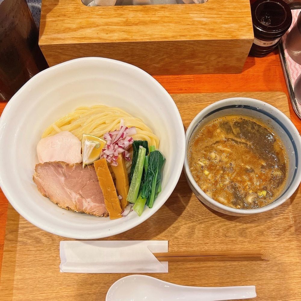 ヤジメシ　ボリューム満点東京グルメさんが投稿した千日紅に関する口コミの画像