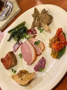 Dining bar Takuan（ダイニングバータクアン 沢庵）