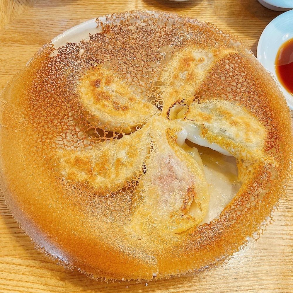 ヤジメシ　ボリューム満点東京グルメさんが投稿した羽根木餃子に関する口コミの画像