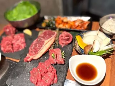 大阪焼肉 食べ放題 焼肉エイト 梅田茶屋町店（【旧店名】韓国料理 食べ放題 サムギョプサル ピョル） 3枚目