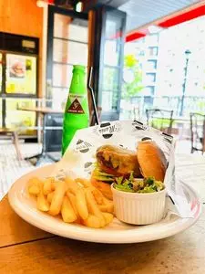 バーガーマニア 広尾店
