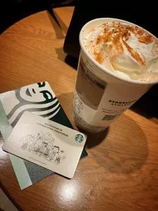 スターバックス・コーヒー 新宿ダイアンビル店（STARBUCKS COFFEE）