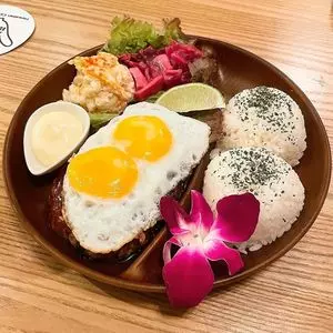新橋酒場 ALOHA ISLAND（アロハアイランド【旧店名】南国酒場 ALOHA ISLAND）