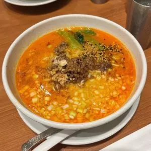 蝋燭屋 表参道ヒルズ店（SHIBIRE NOODLES 蝋燭屋）