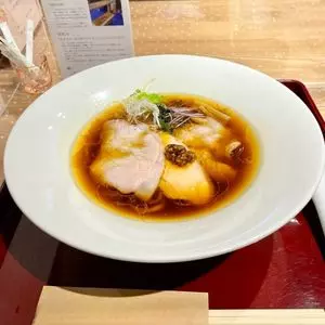 らー麺 れとろや