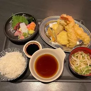 季のすけ食堂（きのすけしょくどう）