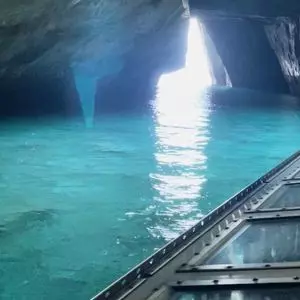 堂ヶ島洞くつめぐり遊覧船