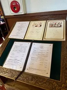 万平ホテル メインダイニングルーム 1枚目