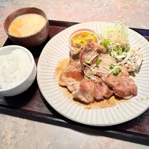 Saffron Saffron（サフラン サフラン）