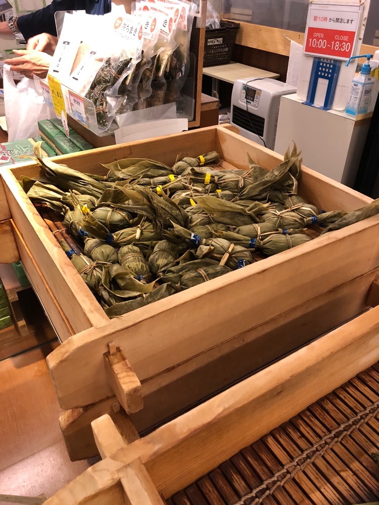 ぽんしゅ館（ポンシュカン）