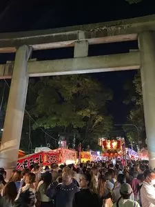 枚岡神社
