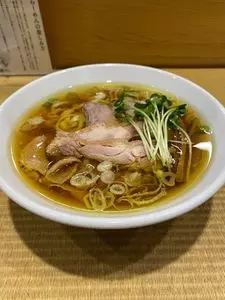 親鶏中華そば 綾川 本店