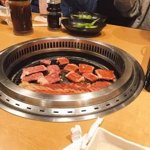 焼肉きんぐ 国体道路店