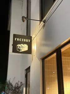 FACTORY 1枚目